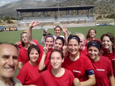 Στο final 4 του πανελλήνιου σχολικού πρωταθλήματος προκρίθηκε η ομάδα ποδοσφαίρου κοριτσιών του ΓΕΛ Θεσπρωτικού