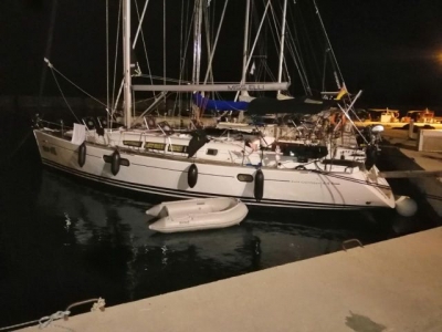 Απαγόρευση απόπλου σε σκάφος για παράνομη ναύλωση στην Πρέβεζα