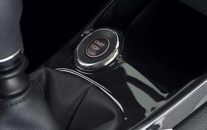 Nissan-Pulsar-2015-6