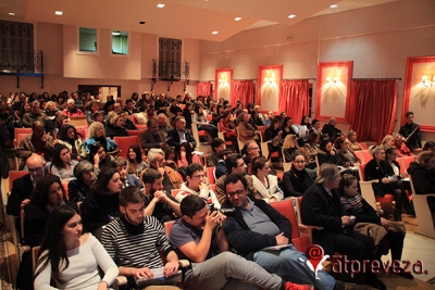 Ο Σύλλογος περί Βιβλίου τίμησε την Παγκόσμια Ημέρα Ποίησης στέλνοντας μηνύματα αλληλεγγύης στους πρόσφυγες