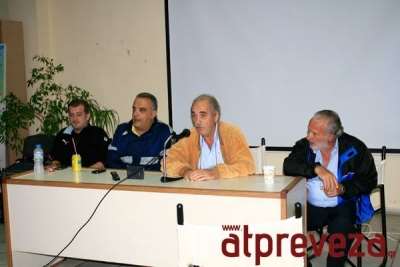 Περιμένοντας τον επενδυτή...