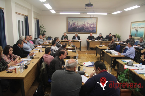 Ο δήμος Πρέβεζας πετάει το μπαλάκι στο Υπουργείο Υγείας για την ανέγερση νέου δημόσιου νοσοκομείου