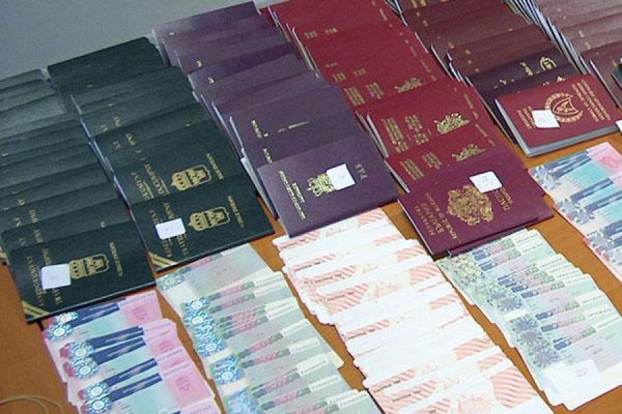Αφγανοί με διαβατήρια... Νοτίου Κορέας στο αεροδρόμιο του Ακτίου!