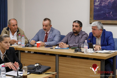 Αυξήσεις τελών στο Δήμο Πρέβεζας – Μεγάλη αύξηση για τα καταστήματα των παραλιακών χωριών της Δ.Ε. Ζαλόγγου