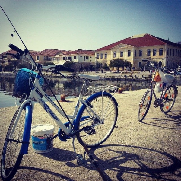 Το Δημοτικό Λιμενικό Ταμείο απαγορεύει και τη διέλευση των ποδηλάτων από την παραλία της Πρέβεζας;
