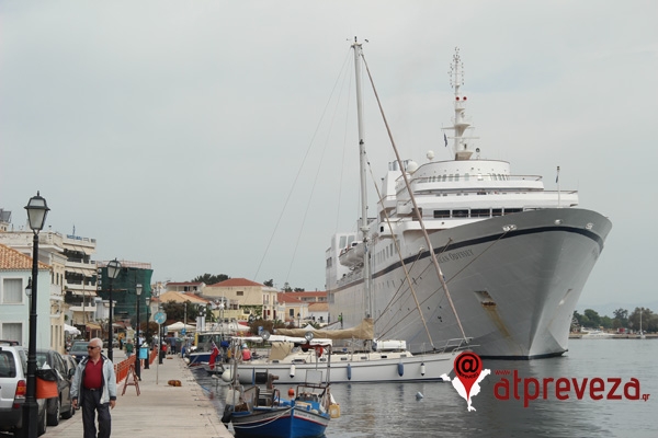 Στην Πρέβεζα &quot;έδεσε&quot; τη Δευτέρα το Aegean Odyssey