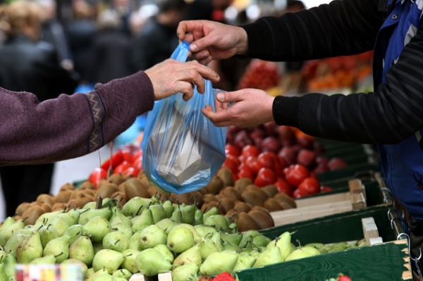 Καταγγελίες για «μπάχαλο» στη λαϊκή αγορά της Πάργας και έλεγχοι από τις υπηρεσίες της Π.Ε. Πρέβεζας