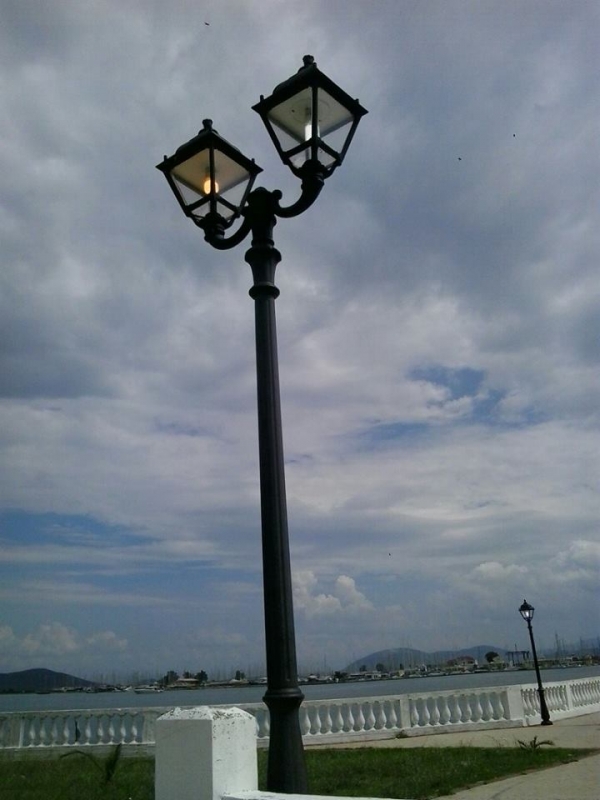 Δεν τιμά την Πρέβεζα η φθινοπωρινή εικόνα της Κυανής Ακτής (photo)