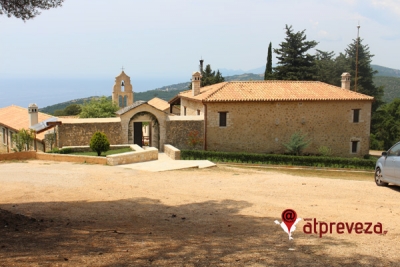 Γιόρτασε η Ι.Μ. Λεκατσά (photo)