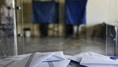 Τα καπάκια(του Διονύση Παπανίκου)