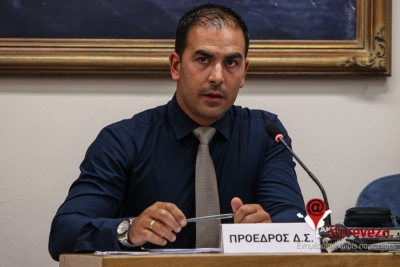 Ο Δημήτρης Καραμανίδης εξελέγη πρόεδρος του δημοτικού συμβουλίου Πρέβεζας