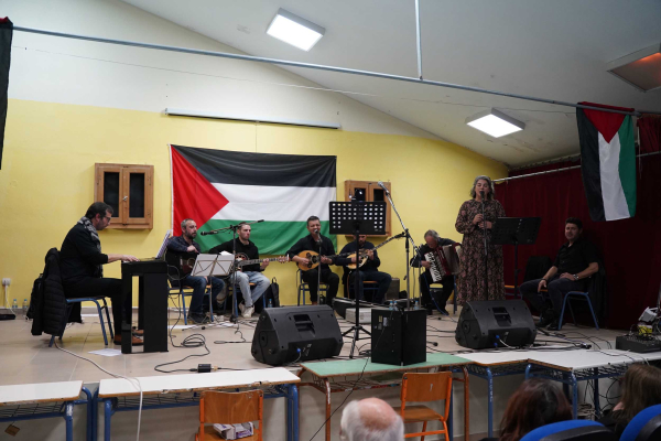 Συναυλία αλληλεγγύης στον παλαιστινιακό λαό πραγματοποιήθηκε στο Καναλάκι (pics)