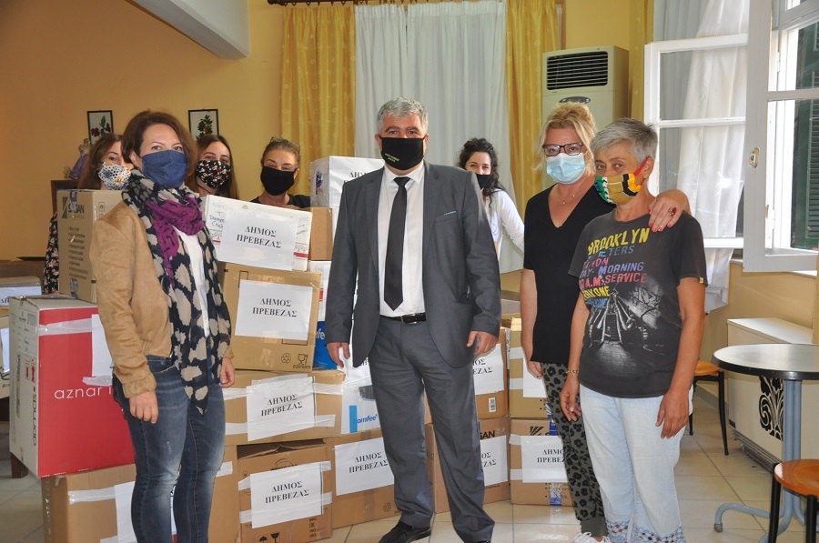 Αποστολή βοήθειας στους πληγέντες της Καρδίτσας από τους κατοίκους του δήμου Πρέβεζας