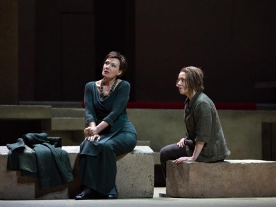 Αναβάλλεται η προβολή από τη Metropolitan Opera