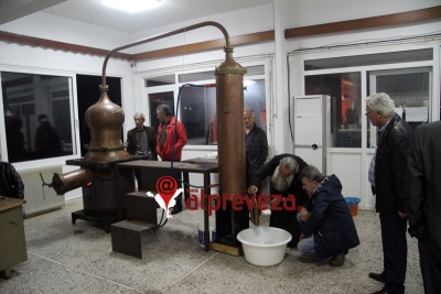 2η γιορτή τσίπουρου στον Ωρωπό το Σάββατο 19 Δεκεμβρίου