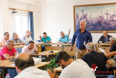 Ροπόκης: “Έχετε γίνει επικίνδυνοι...” - Δαρδαμάνης: “Μάζεψε τη βρώμα σου και πάρτη μαζί σου”