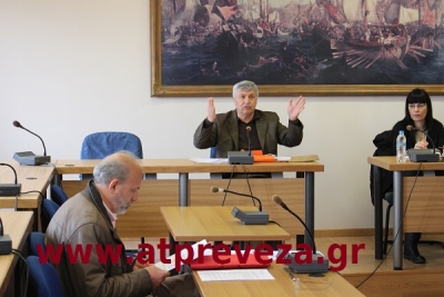Η αναφορά στη Στέλλα Βαρτελάτου και η πρόσκαιρη «αμηχανία» του Δημάρχου...