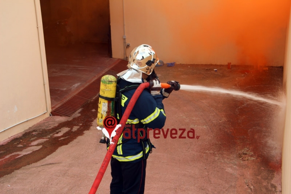 Φωτιά σε υπόγειο οικίας Γερμανών υπηκόων στο Κανάλι Πρέβεζας
