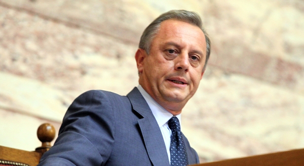 Ο Αντώνης Μπέζας προσελήφθη ως ειδικός σύμβουλος του Δημάρχου Πάργας