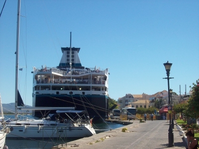 Το διάσημο κρουαζιερόπλοιο Kristina Katarina επέστρεψε στην Πρέβεζα (photo)