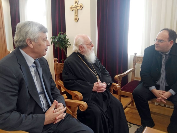 Με τον Αρχιεπίσκοπο Τιράνων, Δυρραχίου και Πάσης Αλβανίας Αναστάσιο συναντήθηκε ο δήμαρχος Πρέβεζας