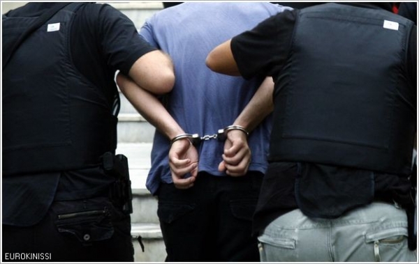 Συνελήφθη 17χρονος στη Νέα Σαμψούντα Πρέβεζαςγια κλοπές-διαρρήξεις 