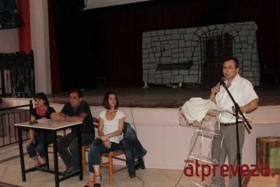 Με πενθήμερες επαναλαμβανόμενες απεργίες συνεχίζουν οι καθηγητές της Πρέβεζας