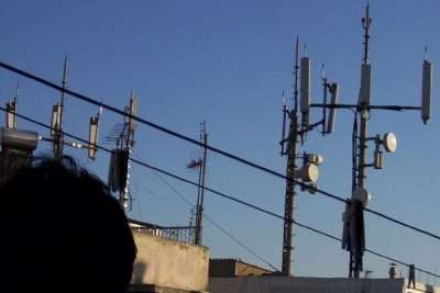 Κεραία κινητής τηλεφωνίας στο κέντρο της Πρέβεζας