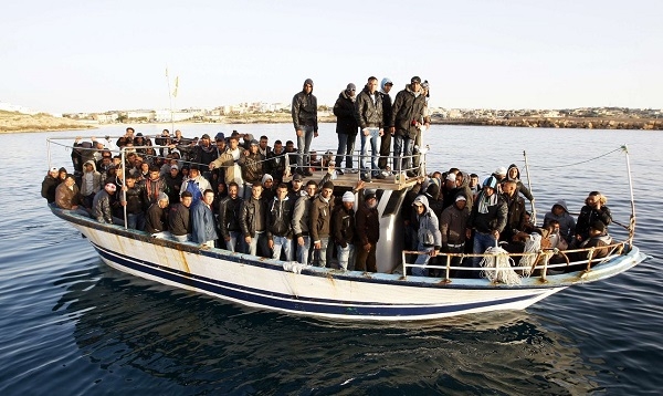 Μεγάλη επιχείρηση σωτηρίας μεταναστών στη βραχονησίδα «ΔΑΣΚΑΛΙΑ» - Δύο μεταφέρθηκαν στην Πρέβεζα