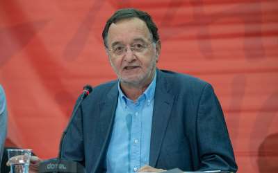 Καταγγελία Λαφαζάνη κατά της Ασφάλειας Ηπείρου με αφορμή επιχειρούμενη προσαγωγή του στην πόλη των Ιωαννίνων