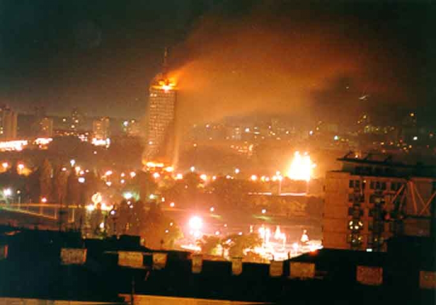 Στις 24 Μαρτίου 1999 ξεκίνησαν οι βομβαρδισμοί του ΝΑΤΟ στη Γιουγκοσλαβία