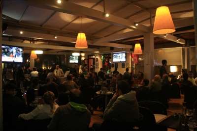 «Vamos» για τους «8» στην κερκίδα του Aktia Cafe