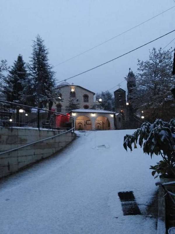 Στα λευκά τα ορεινά της Ηπείρου