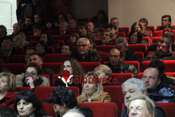 «Κόκκινη ψήφος στις 25 Γενάρη» - Πραγματοποιήθηκε η κεντρική προεκλογική εκδήλωση του ΚΚΕ στην Πρέβεζα (photo+vid)