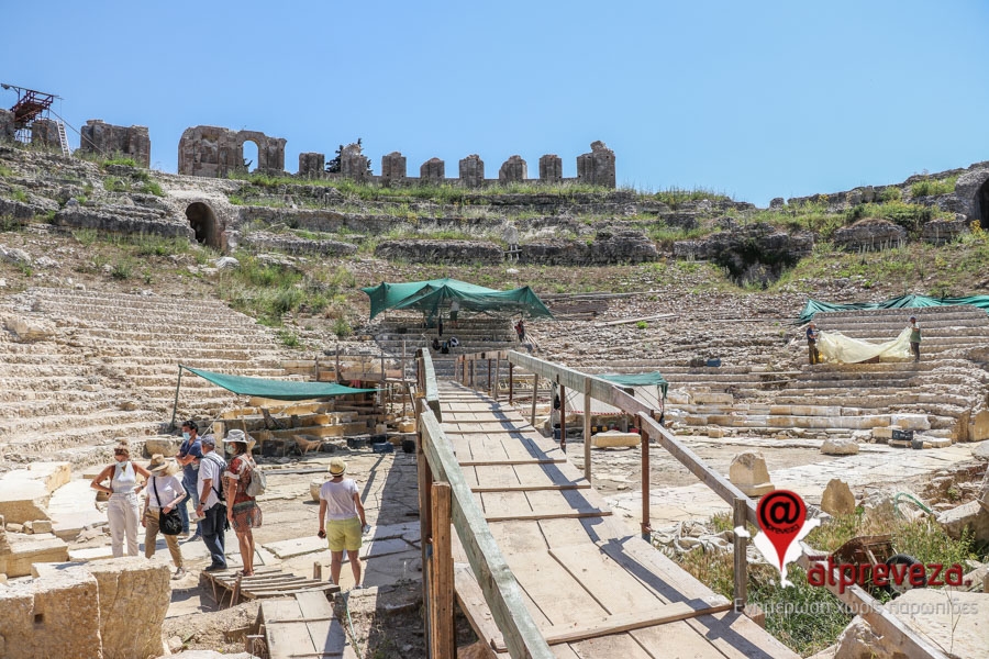 Ξεχωριστή θεματική ξενάγηση στο Μεγάλο Θέατρο της αρχαίας Νικόπολης