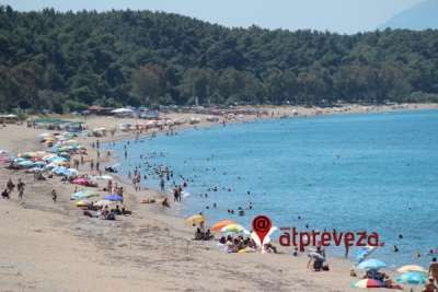 "Βούλιαξαν" οι παραλίες της Πρέβεζας