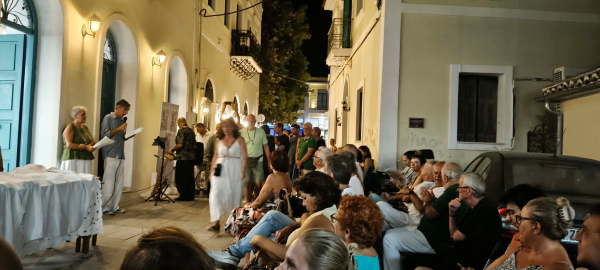 Εγκαινιάστηκε η εικαστική έκθεση «Φωνή από τη θάλασσα»