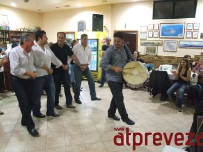 Σερραϊκό γλέντι στο ΤΕΞΑΣ (photo)