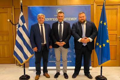 317.000 € για την τοποθέτηση τεχνητού χλοοτάπητα στο Γήπεδο Καναλίου
