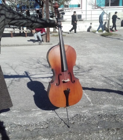 Ευχαριστήριο του Μουσικού Σχολείου Πρέβεζας προς το μουσικό οίκο “DB Sounds Music Store” για τη δωρεά βιολοντσέλου