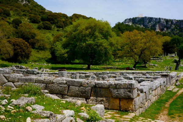 Πρώτη σχολική εκδρομή στην πολιτιστική διαδρομή στα αρχαία θέατρα της Ηπείρου!