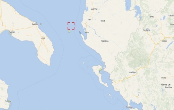 Φωτιά σε πλοίο με 478 επιβαίνοντες ανοιχτά της Κέρκυρας-Επιβάτες και από την Πρέβεζα πάνω στο πλοίο που εκκενώνεται 