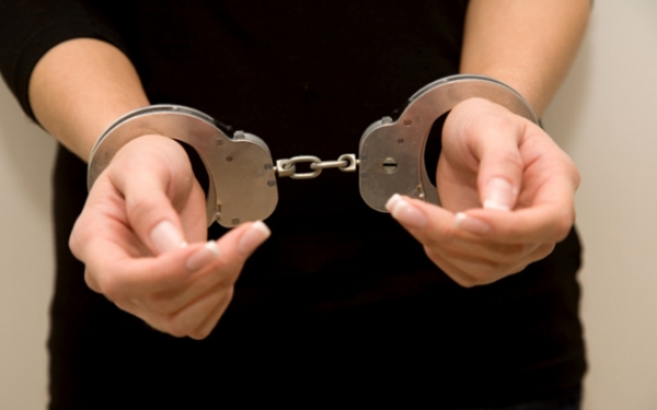 Συνελήφθη 27χρονη στο Καναλάκι για εμπρησμό