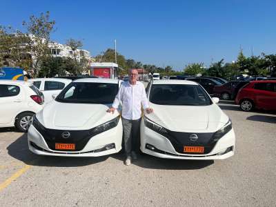Η Π.Ε. Πρέβεζας αποκτά 2 ηλεκτρικά αυτοκίνητα και σταθμό φόρτισης - Στρ. Ιωάννου: «Πάντα μπροστά με καινοτομίες για το περιβάλλον και τον εκσυγχρονισμό των υπηρεσιών προς τους πολίτες»