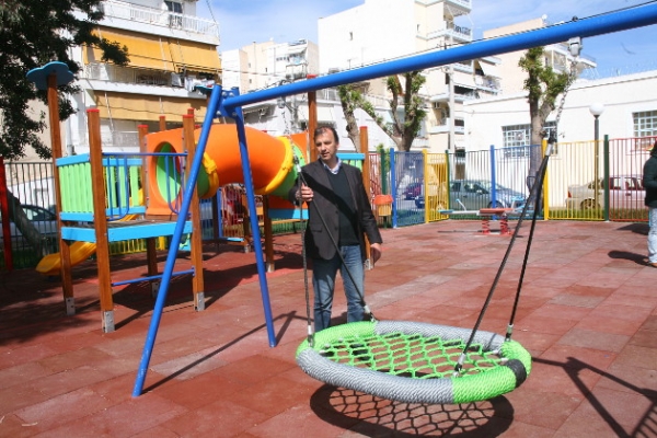 Υπάρχει λύση για την πιστοποίηση των παιδικών χαρών του Δήμου Πρέβεζας;