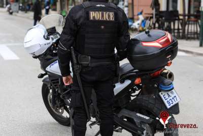 Σύλληψη στην Πρέβεζα για άδεια μουσικής σε κατάστημα υγειονομικού ενδιαφέροντος