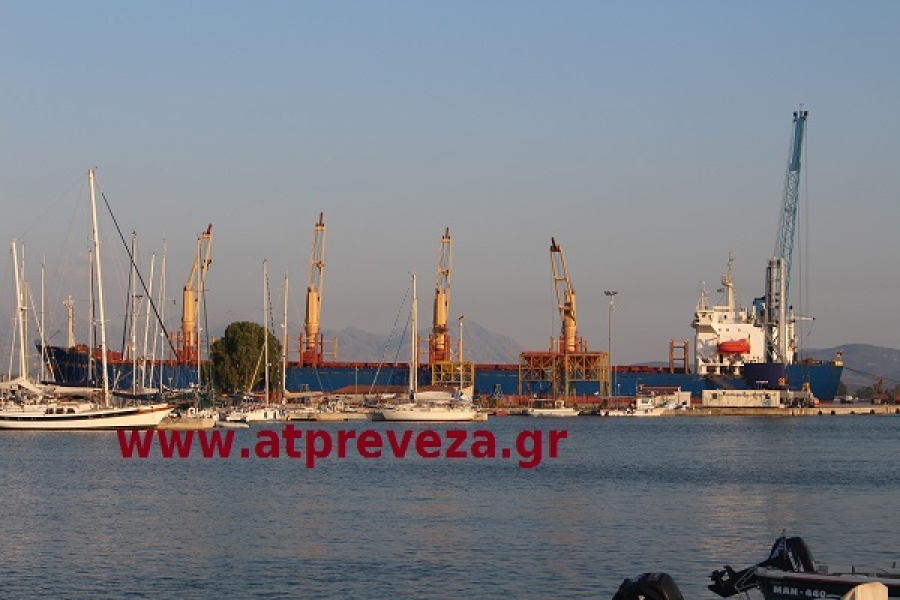Το μέτρο της κράτησης επιβλήθηκε σε πλοίο στο λιμάνι της Πρέβεζας