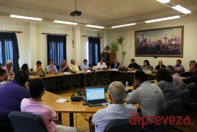 Ψήφισμα-σταθμός για το Δήμο Πρέβεζας – Καλεί την Κυβέρνηση να ακυρώσει την επιστράτευση των εκπαιδευτικών