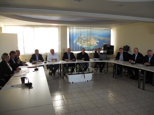 Με επιτυχία η συνεδρίαση του Δικτύου Επιμελητηρίων Αδελφοποιημένων Πόλεων Ελλάδος και Πάφου Κύπρου στην Πρέβεζα 