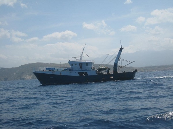 Συνελήφθη το πρωί της Τετάρτης «απείθαρχος» παράνομος αλιέας με περιπετειώδη τρόπο